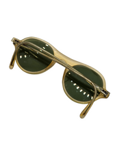 Load image into Gallery viewer, 1940s Yellow Round Sunglasses With Green Lenses
