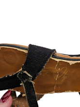 Load image into Gallery viewer, 1940s Wounded Black and Tan Wedge Sandals

