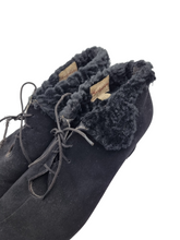 Load image into Gallery viewer, 1940s Black Suede And Astrakhan Winter Boots
