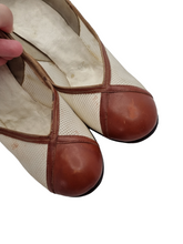 Load image into Gallery viewer, 1940s Tan Leather and Cream Mesh Scalloped Shoes
