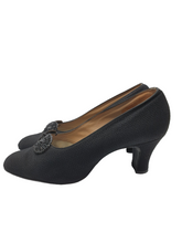 Load image into Gallery viewer, 1920s Black Fabric Court Shoes With Beading
