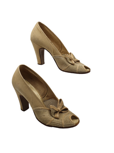 1940s Canvas and Mesh Cream/Beige Peep Toe Court Shoes With Bow