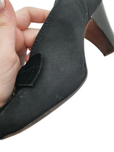 Load image into Gallery viewer, 1930s Black Canvas and Velvet Court Shoes With Diamante Embellishment and Patent Heel
