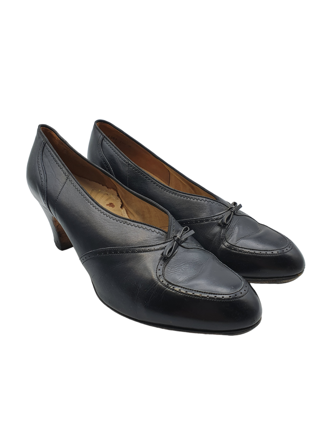 Late 1940s Black Leather Shoes With Bows