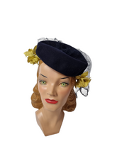 Load image into Gallery viewer, 1940s Navy Felt Hat With Yellow Flowers and Netting
