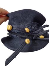 Load image into Gallery viewer, 1940s Navy Blue Felt Topper Hat With Raffia Pieces
