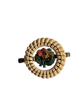 Load image into Gallery viewer, 1940s Make Do and Mend Wirework Brooch
