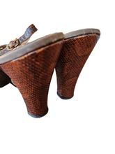 Load image into Gallery viewer, 1940s Brown Mock Croc Platform Sandals

