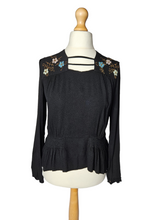 Load image into Gallery viewer, 1940s Black Embroidered Peplum Blouse
