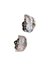 Load image into Gallery viewer, 1940s Reverse Carved Lucite Flower Earrings
