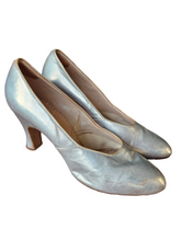 Load image into Gallery viewer, 1920s Silver Court Shoes
