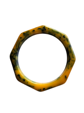 Load image into Gallery viewer, 1940s Green and Yellow Marbled Bakelite Hexagonal Bangle
