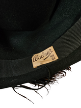 Load image into Gallery viewer, 1940s Black Felt Tilt Hat With Huge Feather

