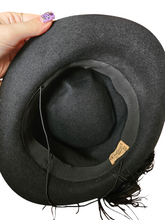 Load image into Gallery viewer, 1940s Black Felt Tilt Hat With Huge Feather
