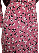 Load image into Gallery viewer, 1940s Pink, Black and White Leaf Print Crepe Dress
