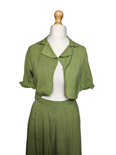 Load image into Gallery viewer, 1940s Dark Chartreuse Summer Suit
