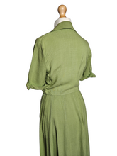 Load image into Gallery viewer, 1940s Dark Chartreuse Summer Suit
