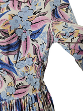 Load image into Gallery viewer, 1940s Blue Pink Leaf/Feather Crepe Dress

