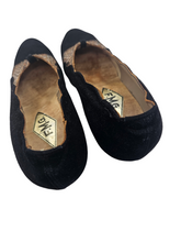 Load image into Gallery viewer, 1940s Black Suede and Brown Snakeskin Platform Court Shoes

