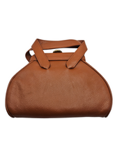 Load image into Gallery viewer, 1940s Cinnnamon Leather Bag Deadstock and Note
