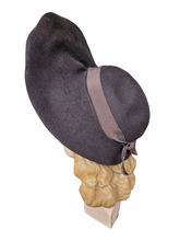 Load image into Gallery viewer, 1940s Huge Brown Halo Hat With Small Bow
