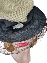 Load image into Gallery viewer, 1940s Black and Cream Straw/Raffia Tilt Hat
