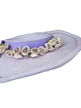 Load image into Gallery viewer, 1940s Lilac Straw/Raffia Hat With Flowers
