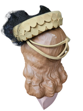 Load image into Gallery viewer, Late 1940s Yellow Felt Tilt Hat With Netting
