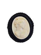 Load image into Gallery viewer, 1940s Black and White Cameo Wirework Brooch
