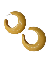 Load image into Gallery viewer, 1940s Buttermilk Yellow Bakelite Hoop Earrings
