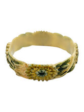 Load image into Gallery viewer, 1940s Yellow and Green Celluloid Floral Bangle

