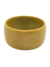 Load image into Gallery viewer, 1940s Fat Light Chartreuse Bakelite Bangle
