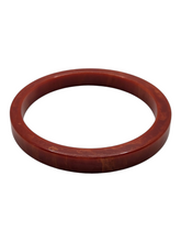 Load image into Gallery viewer, 1940s Terracotta Marbled Flat Cut Bakelite Bangle
