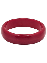 Load image into Gallery viewer, 1940s Chunky Red Bakelite Bangle
