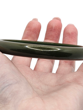 Load image into Gallery viewer, 1940s Dark Forrest Green Bakelite Bangle
