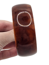 Load image into Gallery viewer, 1940s Marbled Torty Effect Bakelite Bangle
