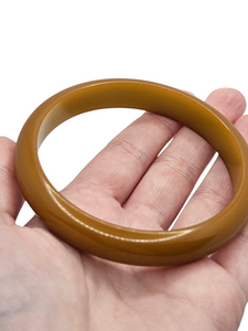 1940s Dark Olive Green/Yellow Bangle