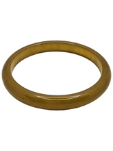 Load image into Gallery viewer, 1940s Dark Chartreuse Green Marbled Bakelite Bangle

