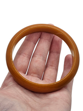 Load image into Gallery viewer, 1940s Dark Orange Bakelite Bangle
