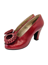 Load image into Gallery viewer, 1940s Rare Lipstick Red Court Shoes With Leather Pom Pom
