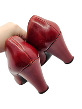 Load image into Gallery viewer, 1940s Rare Lipstick Red Court Shoes With Leather Pom Pom

