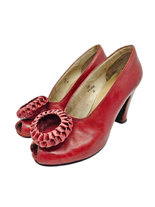 1940s Rare Lipstick Red Court Shoes With Leather Pom Pom