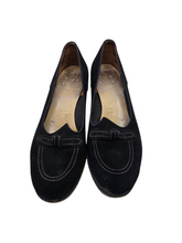 Load image into Gallery viewer, 1940s Navy Blue Suede Knot Loafer Shoes
