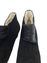 Load image into Gallery viewer, 1940s Black Fur and Suede Fur Lined Boots
