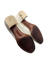Load image into Gallery viewer, 1940s World War Two NNC Navy Nurse Corps Oxford Style White Leather Shoes
