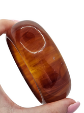 Load image into Gallery viewer, 1940s Chunky Iced Tea Bakelite Bangle
