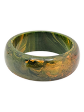 Load image into Gallery viewer, 1940s MEGA Orange and Green Marbled Chunky Bangle
