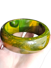 Load image into Gallery viewer, 1940s MEGA Orange and Green Marbled Chunky Bangle
