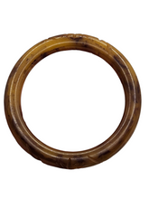 Load image into Gallery viewer, 1940s Caramel and Chocolate Carved Bakelite Bangle
