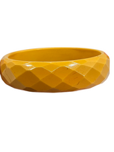 Load image into Gallery viewer, 1940s Bright Yellow Faceted Bakelite Bangle
